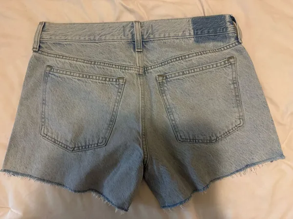 Abercrombie Low Rise Loose Shorts - Image 10
