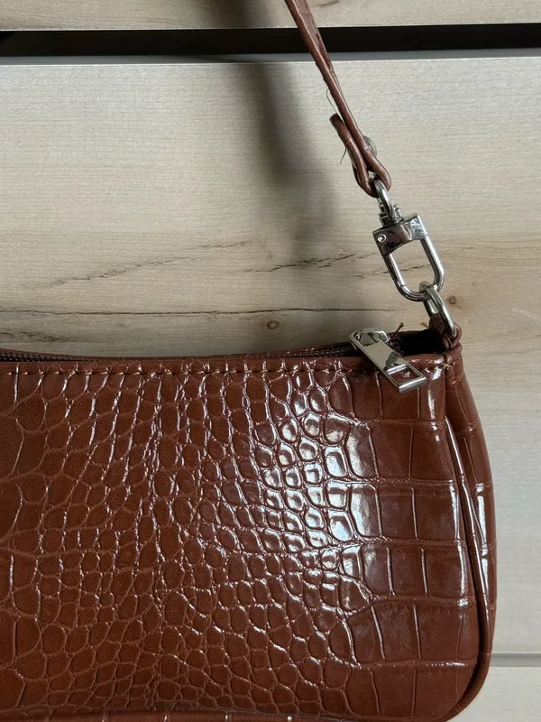 Shein Brown Crocodile Baguette Bag - Image 2