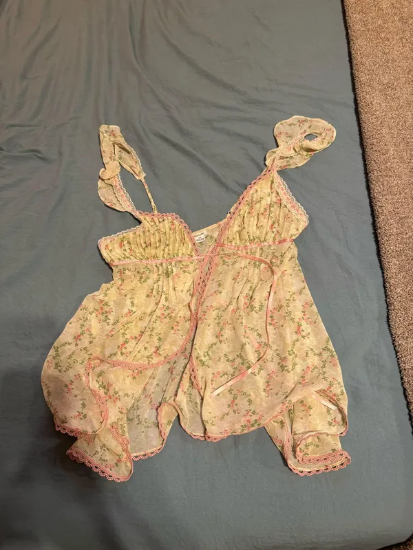 Urban outfitters top - Image 2