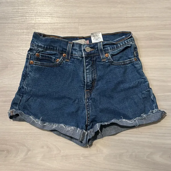 Levi’s 512 perfectly slimming cutoff denim shorts size 2 - Image 2