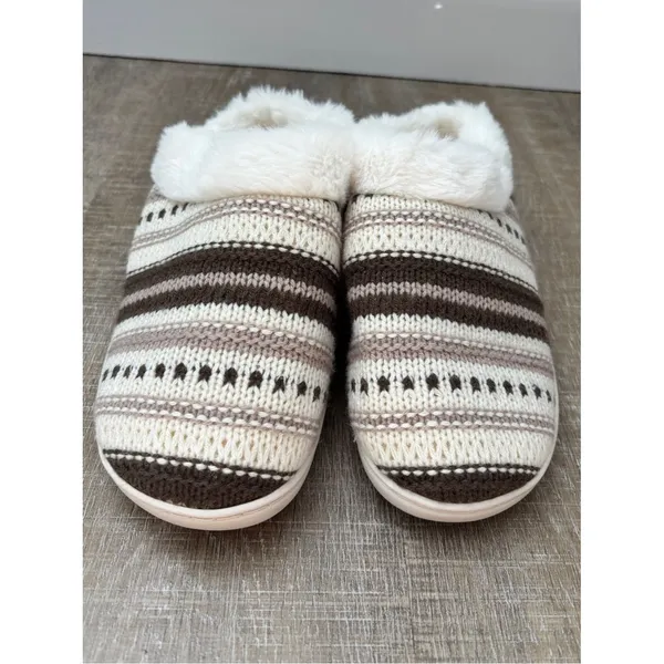Aerosoles Memory Foam Fur Lined Fair Isle Knit Slippers Womens Medium 6.5 7 7.5 - Image 3