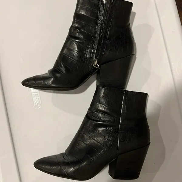 Dolce Vita Black Croc‑Style Block Heel Booties — Size 7 - Image 2