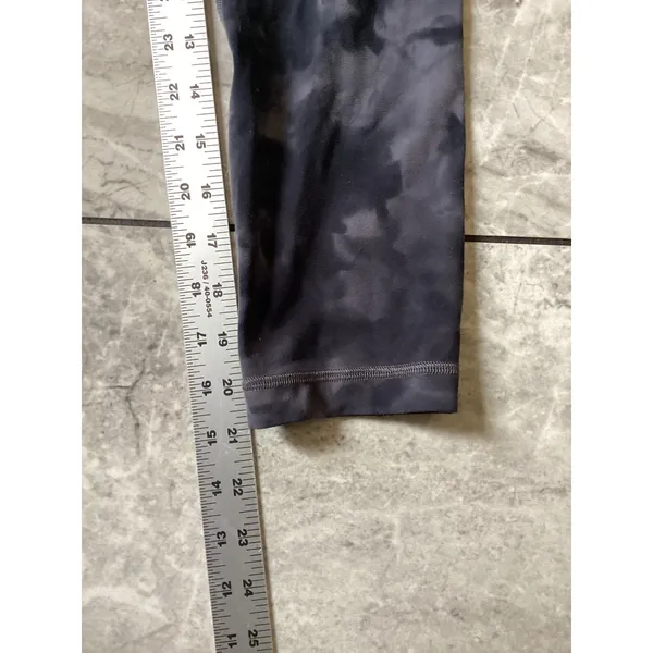 Lululemon Align High Rise Crop 21 Diamond Dye Pitch Grey Graphite Grey Size 4 - Image 5