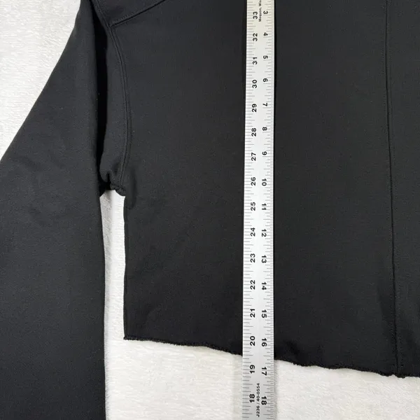 Alo Yoga Womens Black Cropped Hoodie Long Sleeve Raw Hem Activewear Sweatshirt M - Image 4