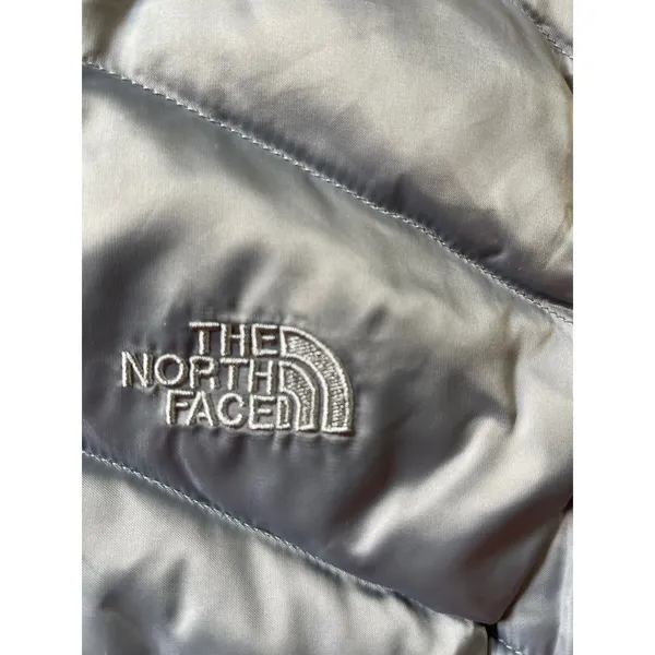 The North Face Womens Aconcagua 550-Fill Down Vest Metallic Silver Grey Medium - Image 4