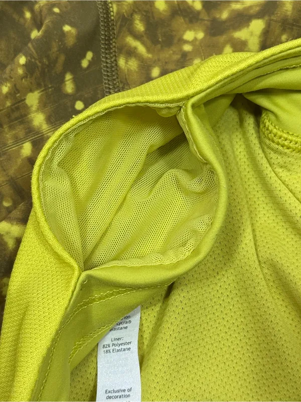 Lululemon SeaWheeze Find Your Pace Lined High Rise Running Shorts‎ Yellow 10 - Image 7