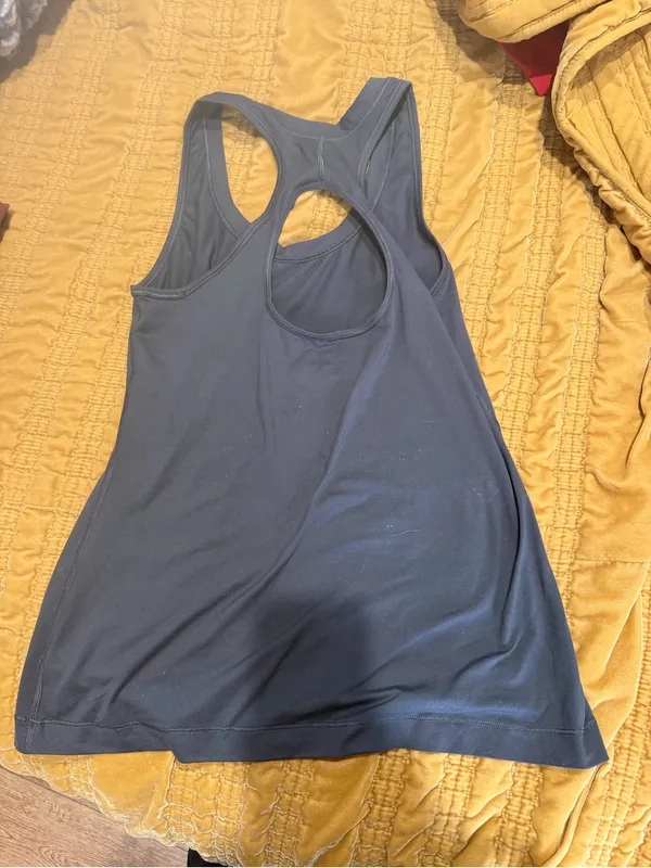 Athleta nitro tank black size medium - Image 4