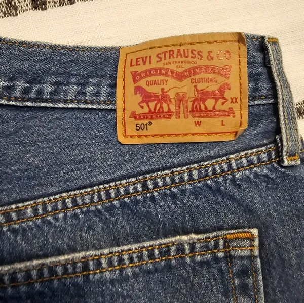 Levi’s 501 Denim Distressed Shorts - Image 9