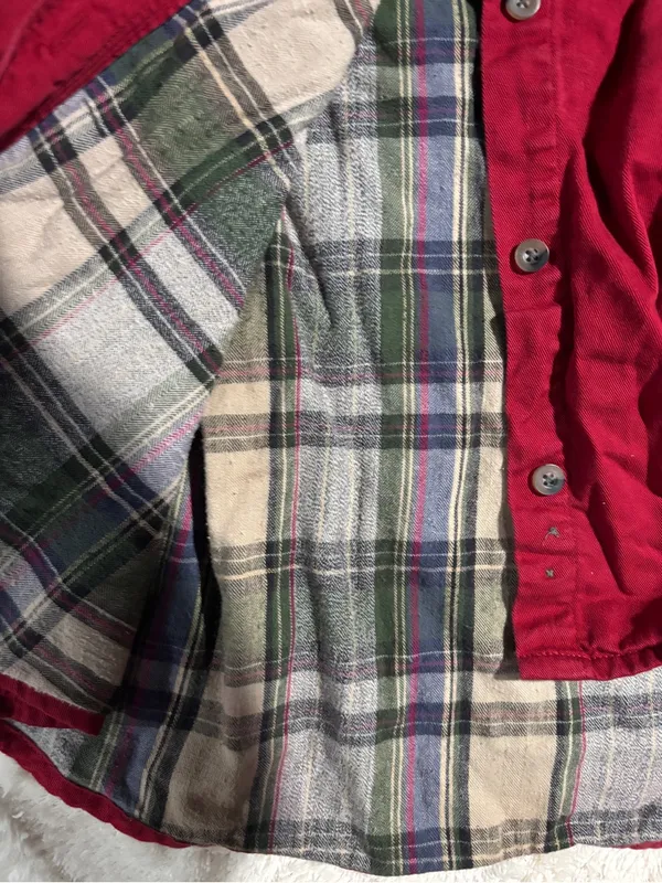 Cabelas medium women button down - Image 5