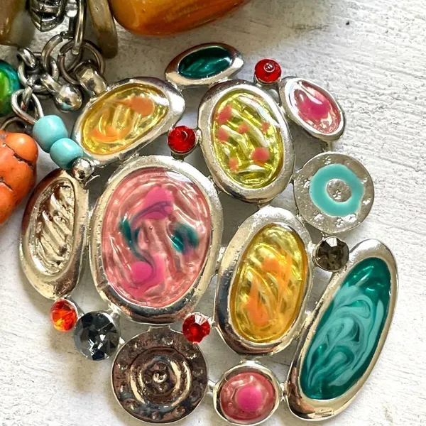Colorful beaded silver tone pendant necklace - Image 7