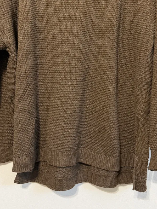 Free People Beach Turtleneck Knit Sweater Size Small Oversized Brown Fall - Image 4
