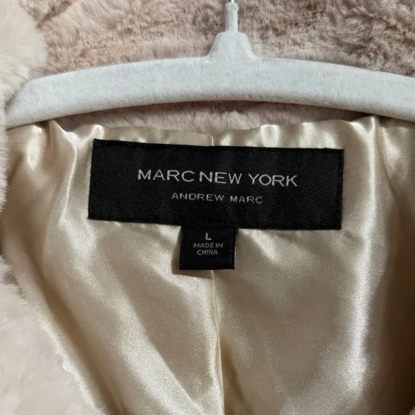💙💖‎ NWT Andrew Marc New York Faux Fur Jacket - Image 6