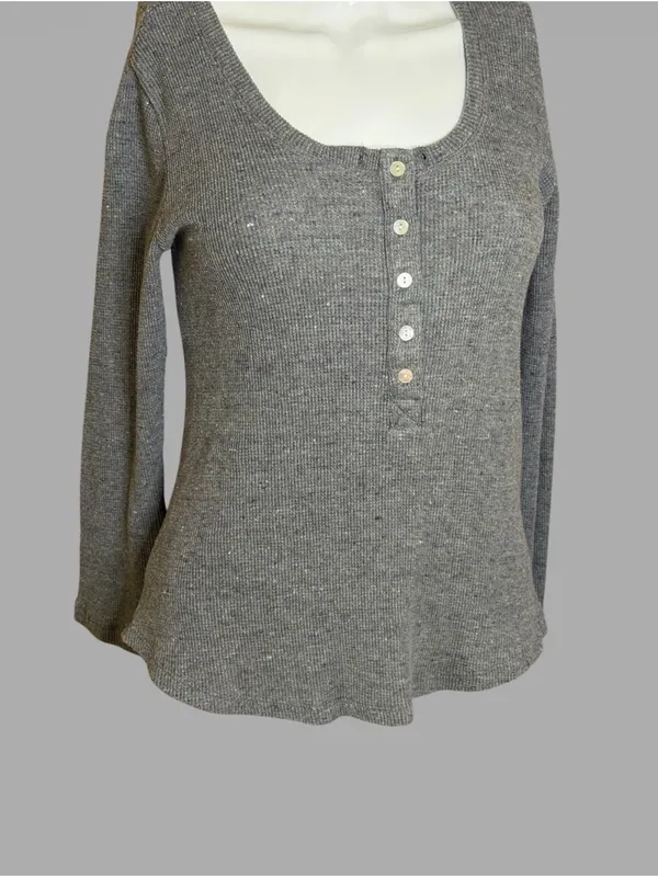 Lucky Brand Gray Ribbed Scoop Neck Henley Long Sleeve Top - Image 3
