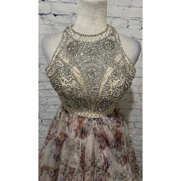 Camille La Vie beaded bodice multi layer tulle floral Halter Neck gown Size 4 - Image 2