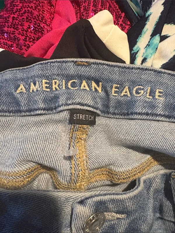 American Eagle Outfitters Light Blue Distressed Curvy Mom Jeans 14L - Image 3