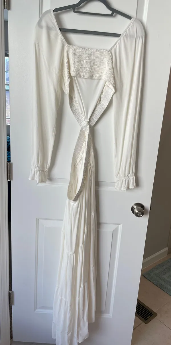 Amazon White Long Sleeve Sundress - Image 4