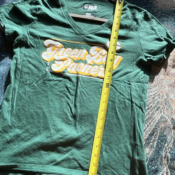 Green Bay Packers Women's Green and Yellow Graphic Top T Shirt SZ S/M Streetwear - Image 11
