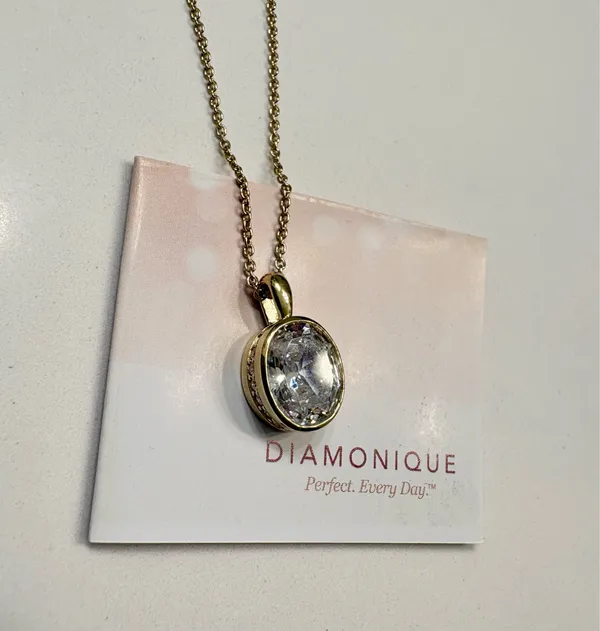 Diamonique Necklace Gold - Image 4