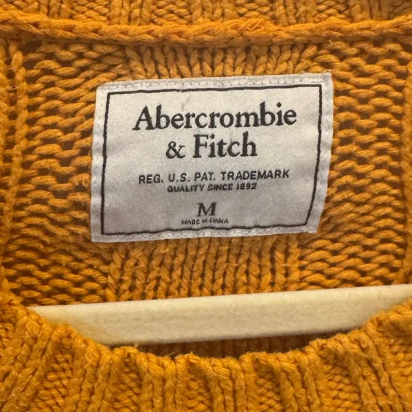 Abercrombie & Fitch Cable Knit Sweater Gold Orange Crewneck size M Women - Image 4