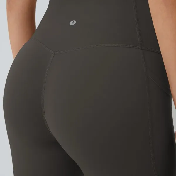 Halara H36.- SoCinched High Waisted Tummy Control Pocket Shaping Training Leggings. - Image 4