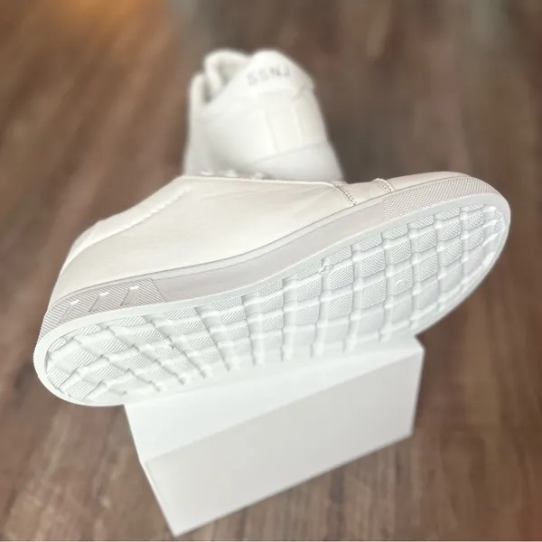 Women’s White Casual Sneakers - New Without Tags! Women’s 9 - Image 3