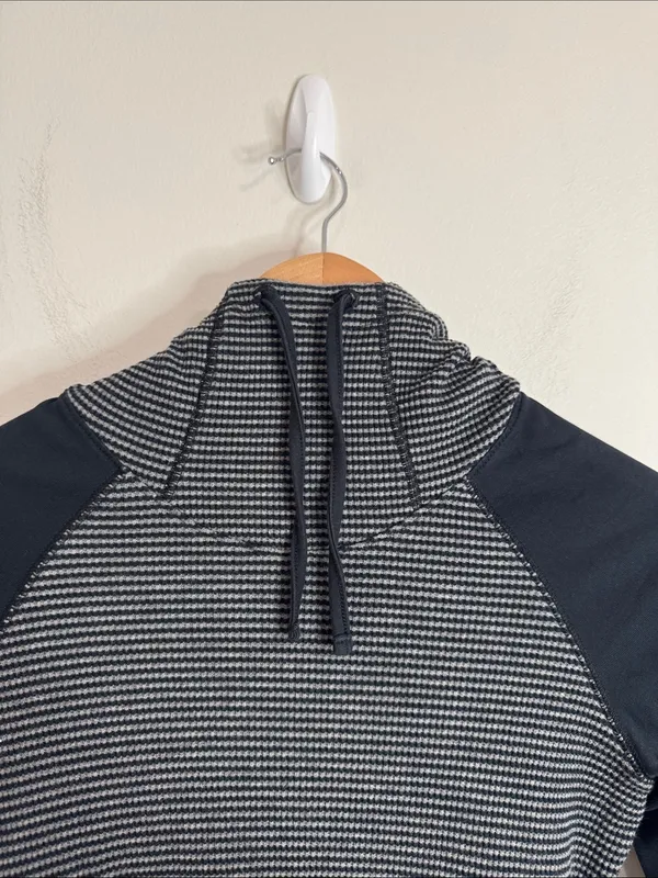 Columbia Black & Gray Striped Hooded High Neck Drawstring Rib Longsleeve Top S - Image 3