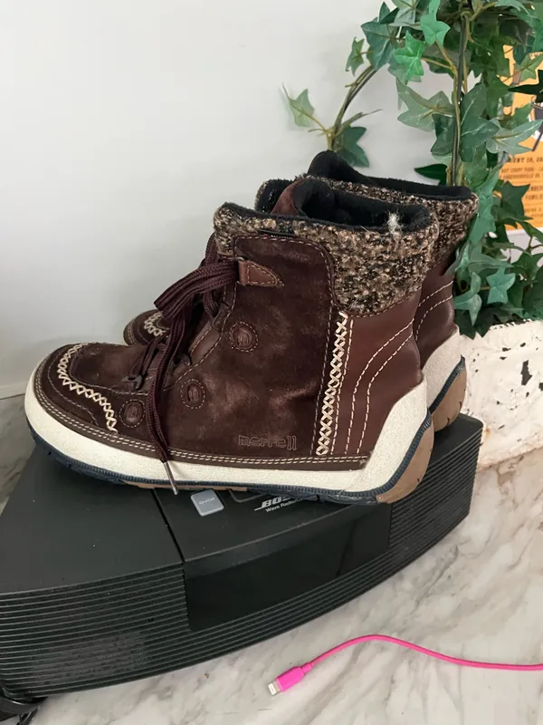 Merrell Women’s Shoes size 9.5 - Image 7