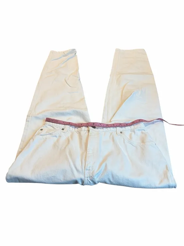 LEVI’S vintage orange tab white 950 jeans - Image 3