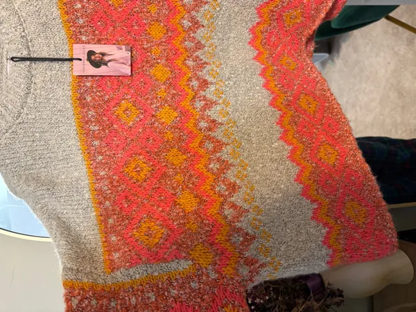 sweater Multiple - Image 2