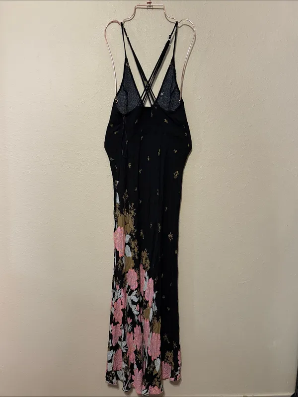 Free People Intimately Get To You Printed Black Maxi Dress in size Medium - Image 8