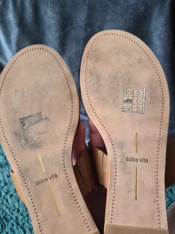 Dolce Vita Tan Open Toe Sandals 8.5 - Image 10