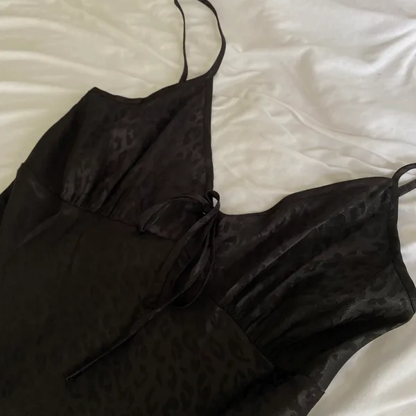 Black Leopard Midi Dress - Image 3