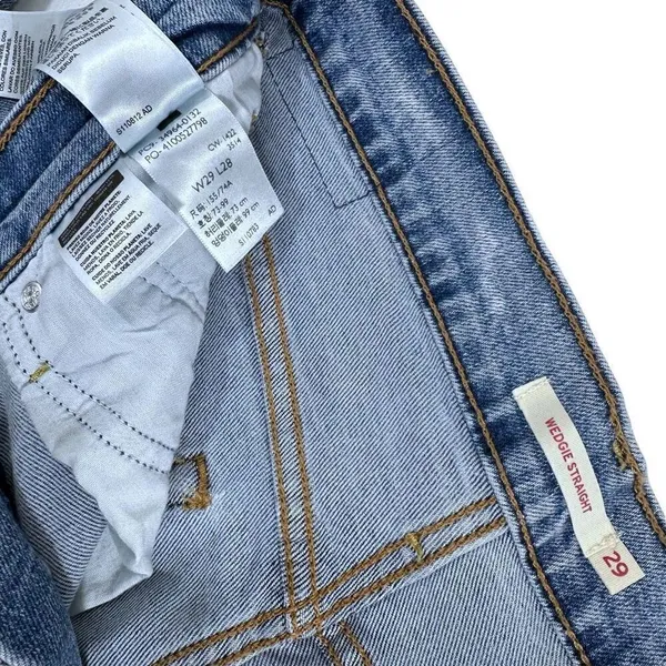 Levi’s Wedgie Straight Distressed Denim Jeans Women’s Size 29x28 - Image 2