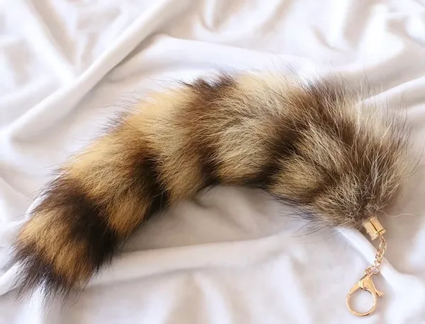 Raccoon fur keychain with brown and black striped tail #raccoon #animal - Image 2