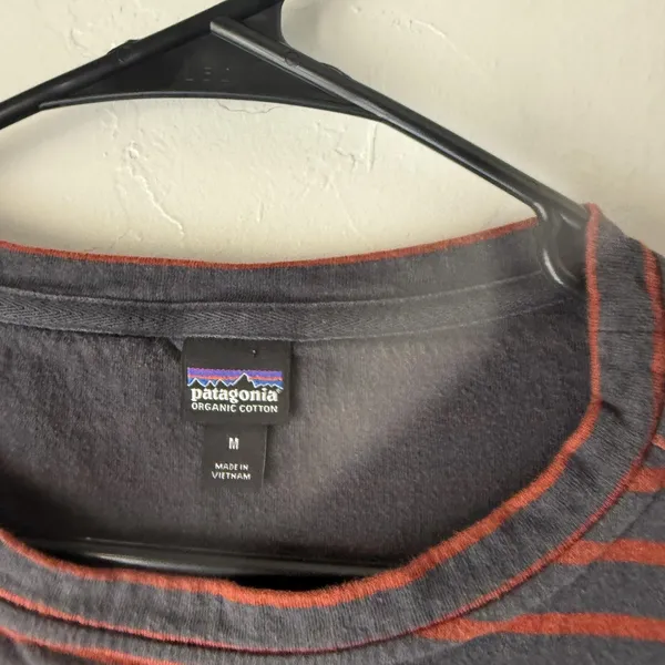 Patagonia Shirt Medium Gray Red Striped Organic‎ Cotton Long Sleeve Casual - Image 4