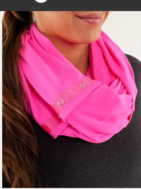 Lululemon Vinyassa Scarf in Raspberry Glo Light - Image 3