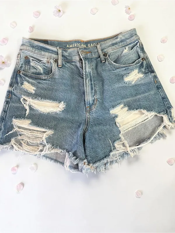 American Eagle Highest Rise 90’s Boyfriend distressed Jeans Shorts - Image 2