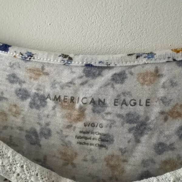 American‎ Eagle Blue and Yellow Floral Flowy Top - Image 3
