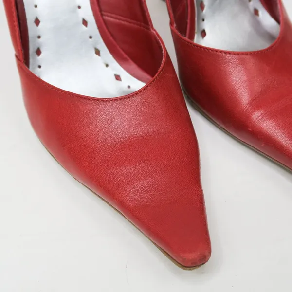 Vintage Y2K BCBGirls Red Pointed Toe Pumps - Image 7