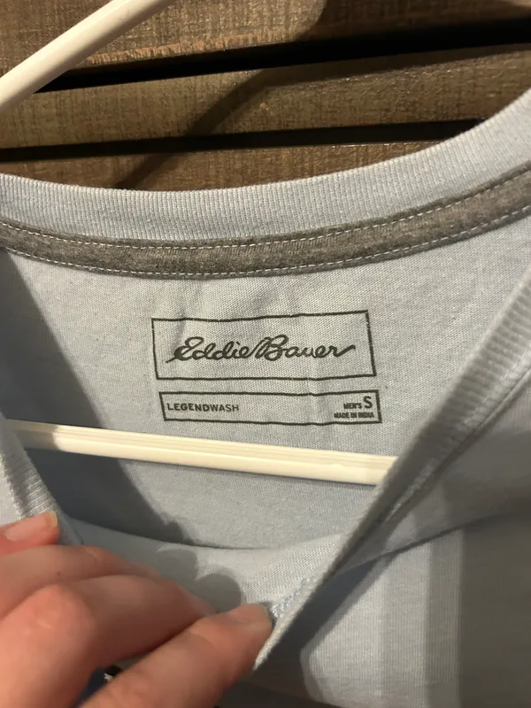 Eddie Bauer Tee Shirt - Image 4