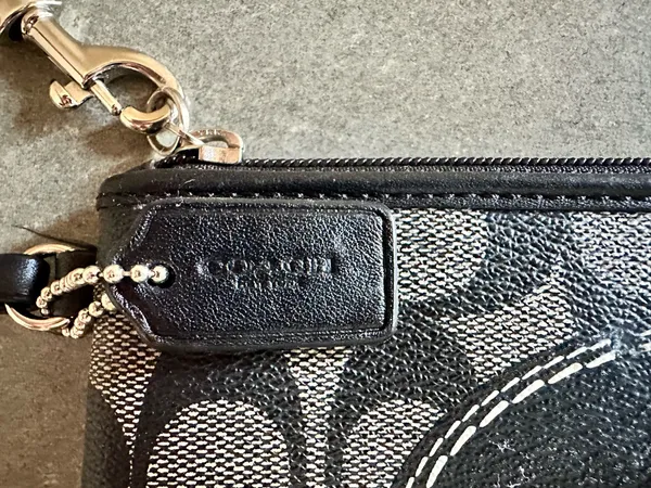 Coach Wristlet - Image 3