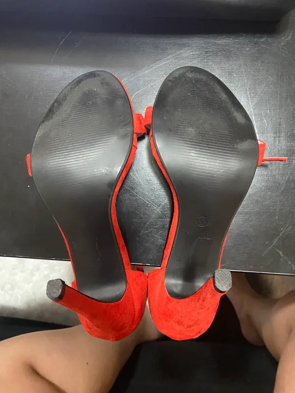 Pretty Little Thing Red Heels - Image 5