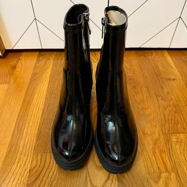 D’amelio Womens 7 Black Faux Patent Leather Chelsea Boots Booties Goth Punk - Image 2