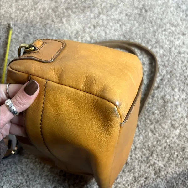Fossil Leather Crossbody Bag - Image 5