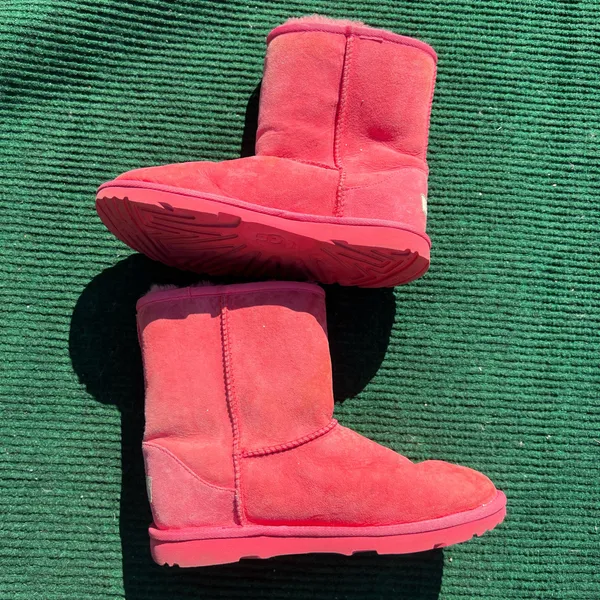 Ugg Classic Short ‘Pink’ Women’s Size 6 Pink - Image 2