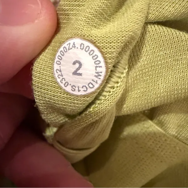 Lululemon Invigorate Training Tank Top in‎ Wasabi Green Sz 2 - Image 5