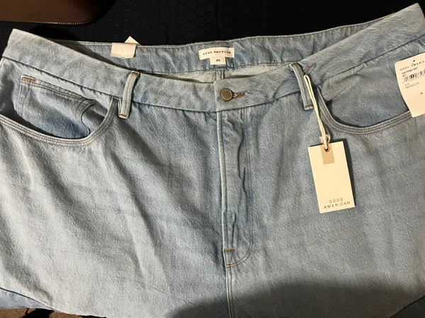 Good American Jeans - Image 3