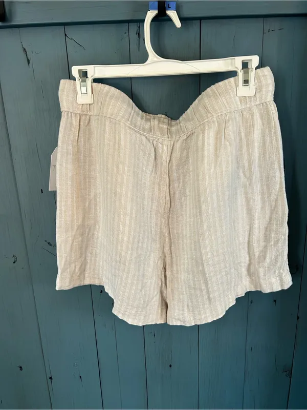 Time and Tru Cream Striped High Waist Linen Blend Drawstring Shorts. | Medium - Image 3
