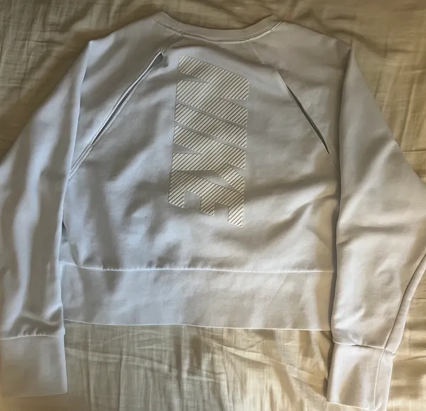 Nike Dri-Fit Sweatshirt - Image 4
