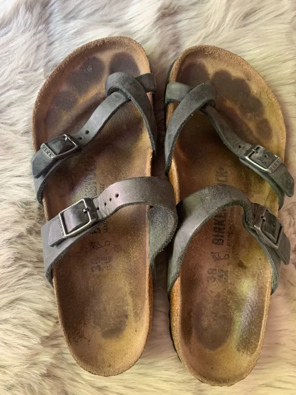 Birkenstock Mayari Size 38 - Image 2